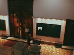 -香港大学