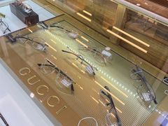 -回瑞眼镜·蔡司·依视路官方授权店(广益路万达店)