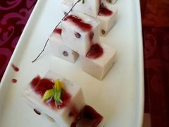 -依江春水烤鸭店