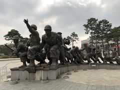 -韩国战争纪念馆