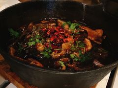 蒜烧泡饼鲟鱼-Local泰莲庭(虹鳟鱼店)