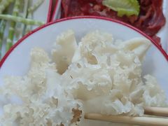 -毛辣果·贵州红酸汤牛肉火锅(西单店)