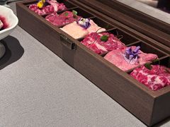 -左庭右院鲜牛肉火锅黑金店(陆家嘴中心店)