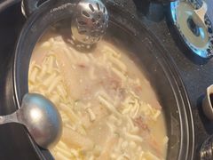 -大匠工房古船木艺术餐厅·猪肚鸡专门店(长白仙岛店)