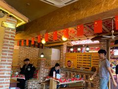 -闯关东东北农家菜(崂山石老人店)