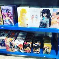 -逝水玩具折扣店