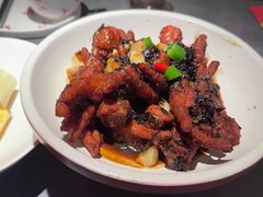-吴越荣记苏州菜·松鼠桂鱼100%活鱼现做(斜塘老街店)