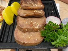 -酉品食厅·居酒小食堂(无锡蠡湖科研大厦店)