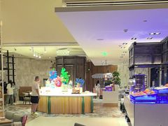 -松咖啡自助餐厅·松北香格里拉