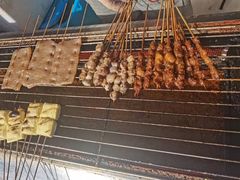 -邛海景风特色火盆烧烤店·烤串(月色风情小镇店)