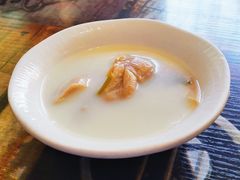 椰汁嫩鸡汤-玖月时尚泰式餐厅