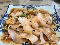 -壹阁胡羊焖饼(特色小吃街店)