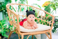 -憨大叔摄影馆80店连锁(诸暨店)