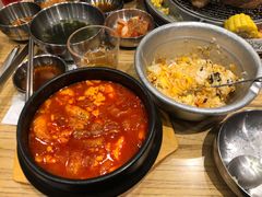 海鲜嫩豆腐汤-姜虎东白丁烤肉(苏州中心店)