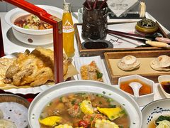 -江城小馆陕南妈妈菜·全球旅行餐厅(钟楼店)