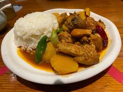 大盘鸡盖浇饭-东方亚克西餐厅(西康路店)