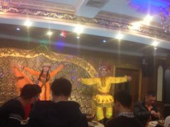 -维吾尔餐厅(宜山路店)