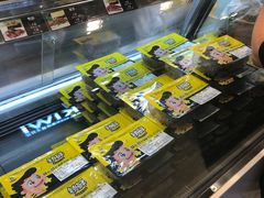 -周黑鸭(北京海淀区新中关店)