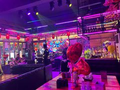 -喜鹊音乐酒馆(西街店)