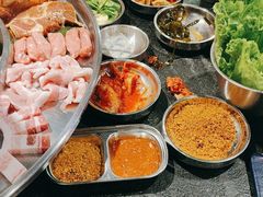 -哈哈碳都·牛肋条无限自助烤肉(宝龙店)