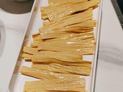 -黄记煌三汁焖锅(新佳丽江汉路店)