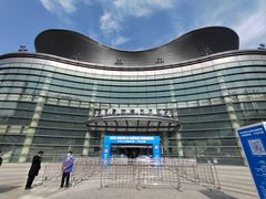 门面-上海跨国采购会展中心