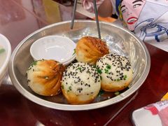特色生煎-三两春(浦三路店)