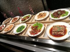 -蓉城四海黑牛烤肉海鲜自助餐厅(宜兴宝龙店)