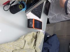 -福奈特洗衣洗鞋(宝华广场店)
