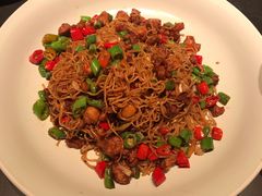 双椒鸡捞面-鸽子侯·家宴·平价海鲜(市图书馆店)