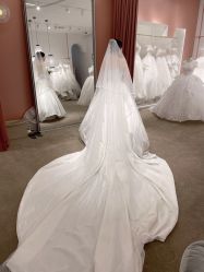 -派丽莫Pellimo原创设计婚纱品牌