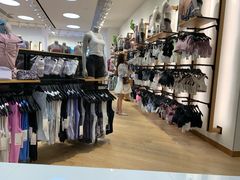 -lululemon athletica(希慎广场店)