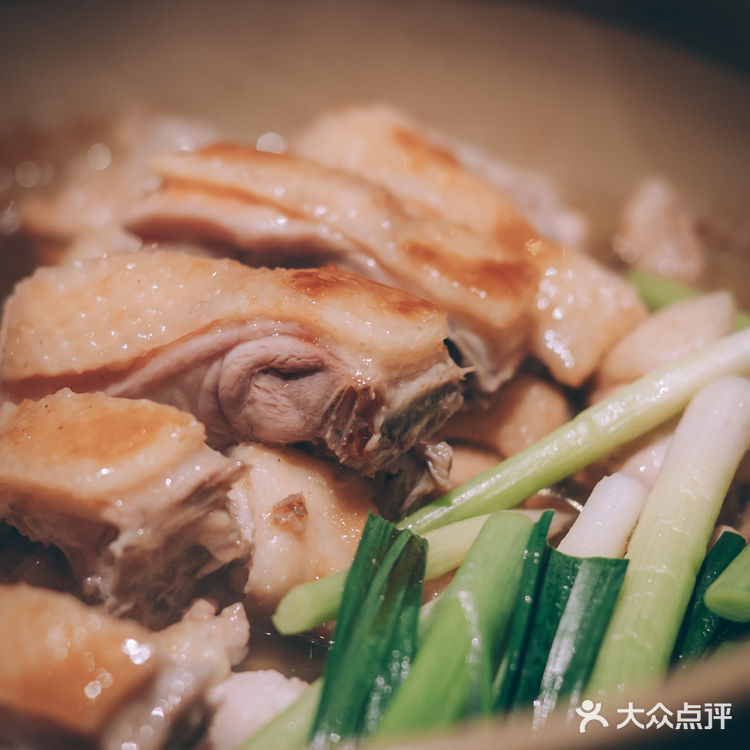 正佳M层 | 神秘角落滚热辣，秋日美味啫啫煲