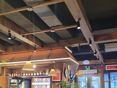 -巴卤社老火锅(财富店)