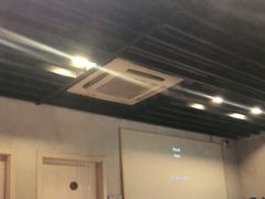 大堂-新凯旋烧烤·燕姐千岛湖土菜