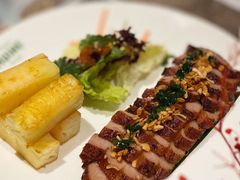 西贡炭烧烤猪颈肉配菠萝-美奈小馆·东南亚菜(福田星河COCO Park店)