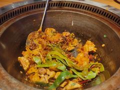 -山河屯铁锅炖·非遗东北菜(南山店)