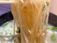 -牵人麻辣粉(粉巷店)