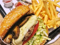 -The Habit Burger Grill 哈比特汉堡(爱琴海店)