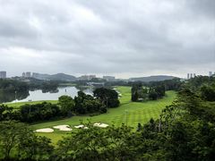 -深圳隐秀山居酒店
