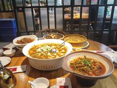 -小三峡食府(西五路店)