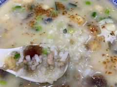 皮蛋瘦肉粥-亚忠小吃店(曾厝垵店)