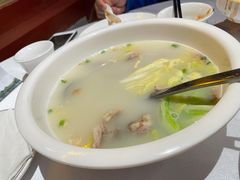 鸭架白菜豆腐汤-月福京味斋·烤鸭店·北京菜(鼓楼总店)