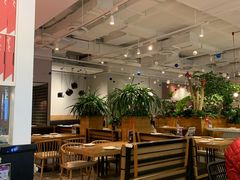 大堂-必胜客(百联又一城店)