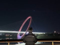 -南京眼步行桥
