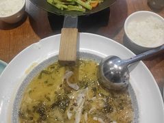 -鱼亨小鲜酸菜鱼(大信店)