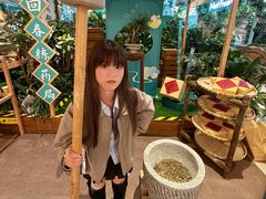 -瑞虹新天地月亮湾