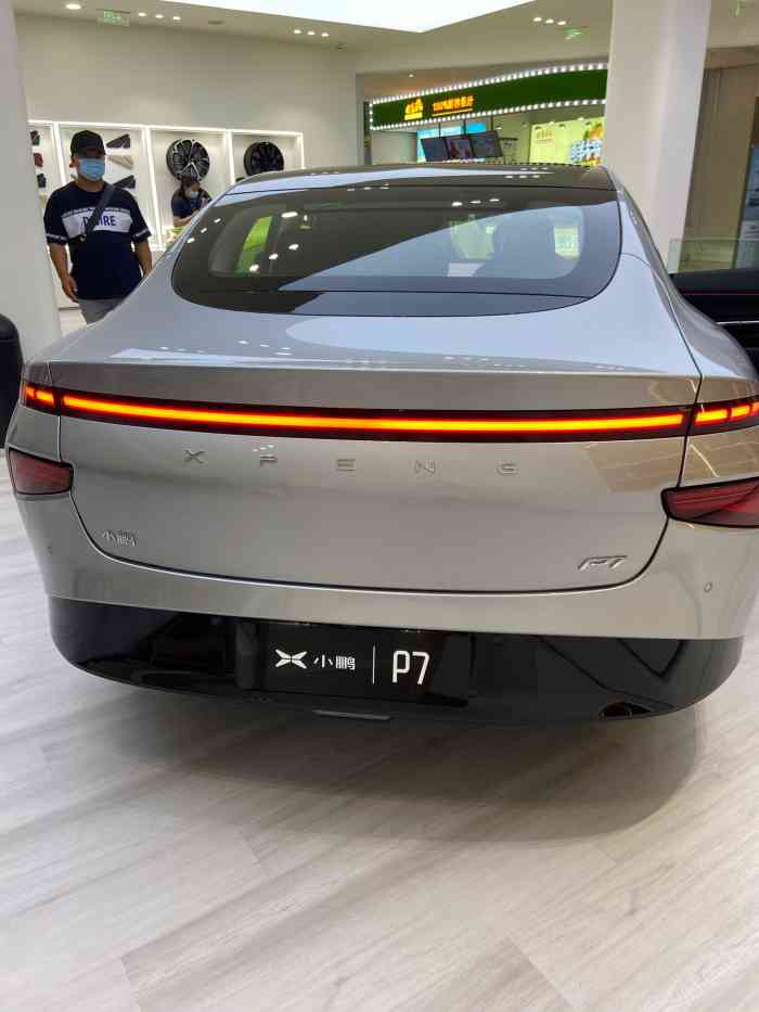 小鹏汽车体验中心(北京合生汇店)-"小鹏p7.