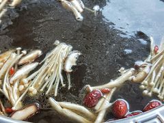 -憨铁匠老火锅(龙岗万科里店)