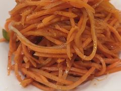 抓饭小菜-汗腾格里·风味餐厅(新疆驻京办店)